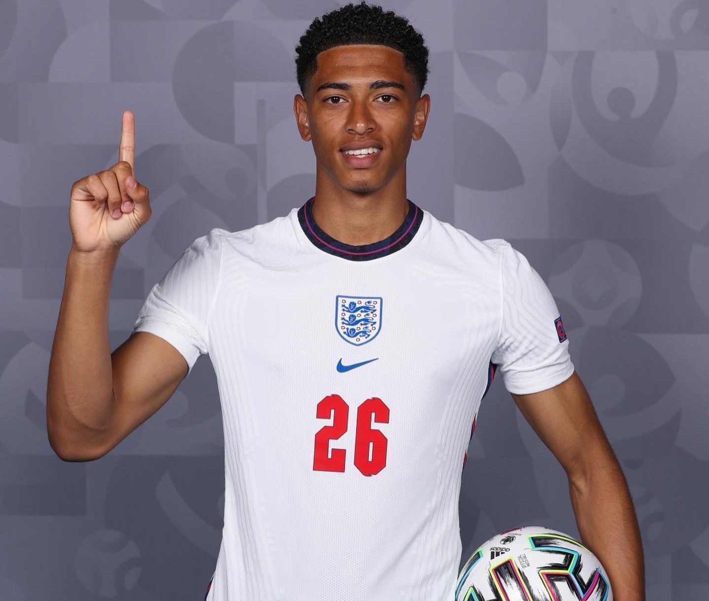 意媒：迪巴拉已退烧参加了训练，但巴尔丹齐却因为发烧缺训