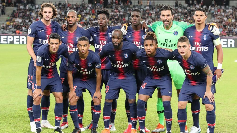 英甲：哈德斯菲尔德状态回暖，维尔港近期表现不理想（英甲：哈德斯菲尔德回勇，维尔港近况低迷）