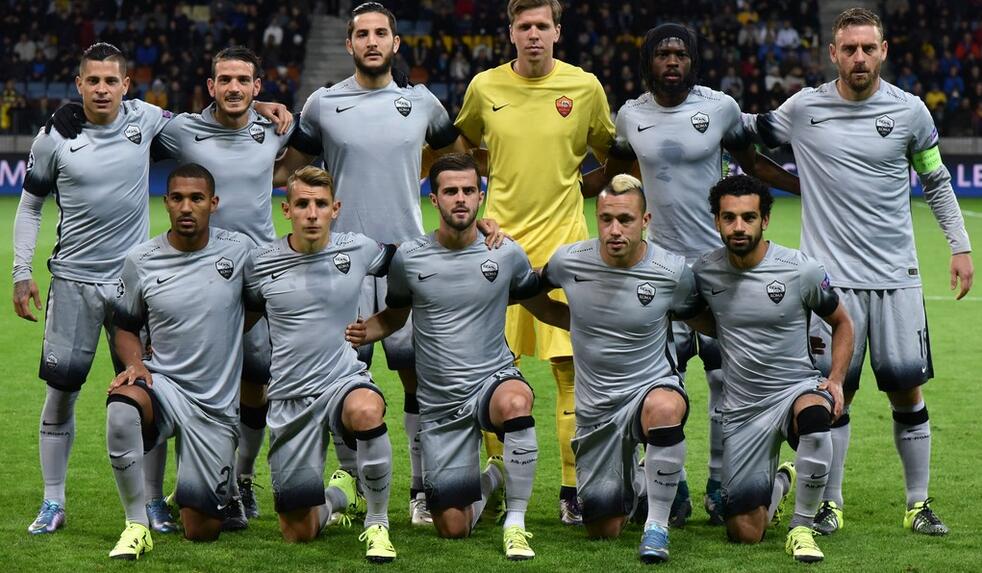 卡拉格批萨拉赫不提利物浦，亨利调解争论