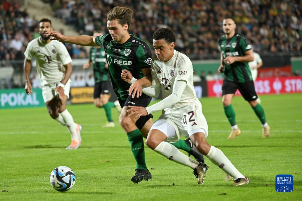 苏格兰国家队主帅：飞美国机票很贵，球迷没必要借钱去看世界杯（苏格兰队主帅：美国机票太贵，球迷无需借钱看世界杯）