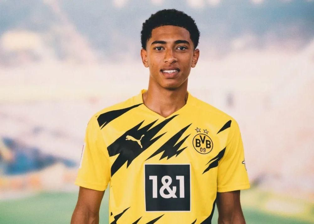 法布雷加斯：皇马球员都认为自己该上场，处理更衣室问题是最难的（法布雷加斯：皇马人人都觉得应出场，处理更衣室事务最棘手）