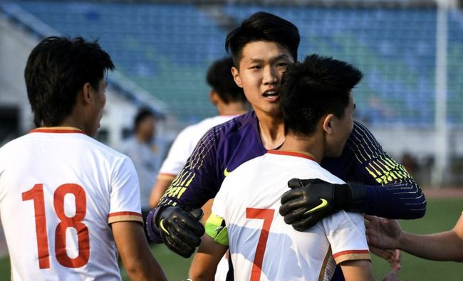 奥利塞vs弗赖堡全场数据：打进2球，助攻3次，拦截2次（奥利塞战弗赖堡神勇：梅开二度、送出3助并完成2次拦截）