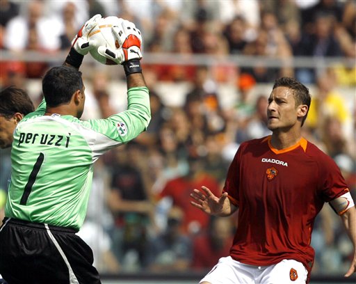 德保罗：梅西的影响力无需过多解释，我们应尽情欣赏他的表演