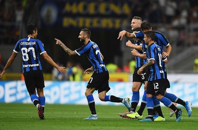 官方：半自动越位系统故障，VAR手动划线确认纽卡进球有效（官方通报：半自动越位系统失灵，VAR手动划线判定纽卡进球有效）