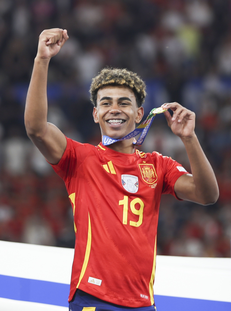 会是多少？德转预热埃斯特旺身价上涨：最高可达8000万欧