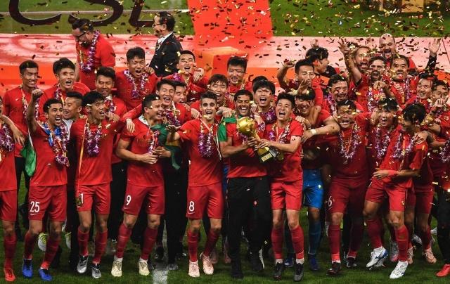 不理智，战乌兹的熊猫杯中，汪士钦职业生涯首次染红