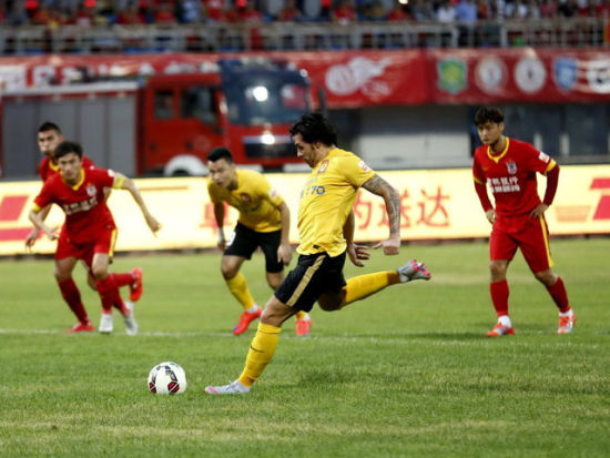 中国职业联赛财务指标：中超俱乐部单个财年支出不能超过6亿元