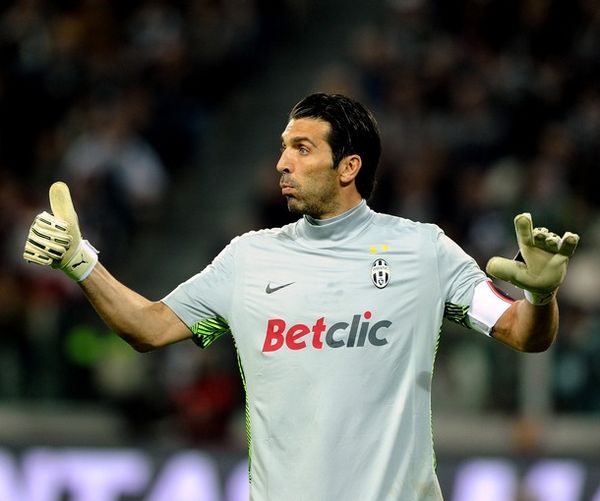 2025／26赛季英超：虽赢但丑！曼城3-2利兹联（英超2025／26：曼城3-2险胜利兹联，赢得不漂亮）