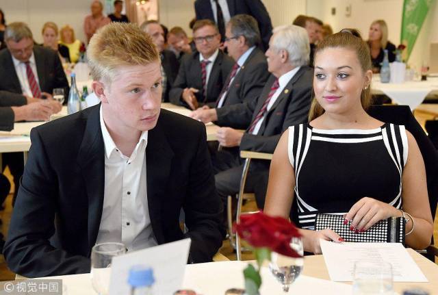 意媒：那不勒斯希望1月从曼联租借梅努，罗马加入竞争