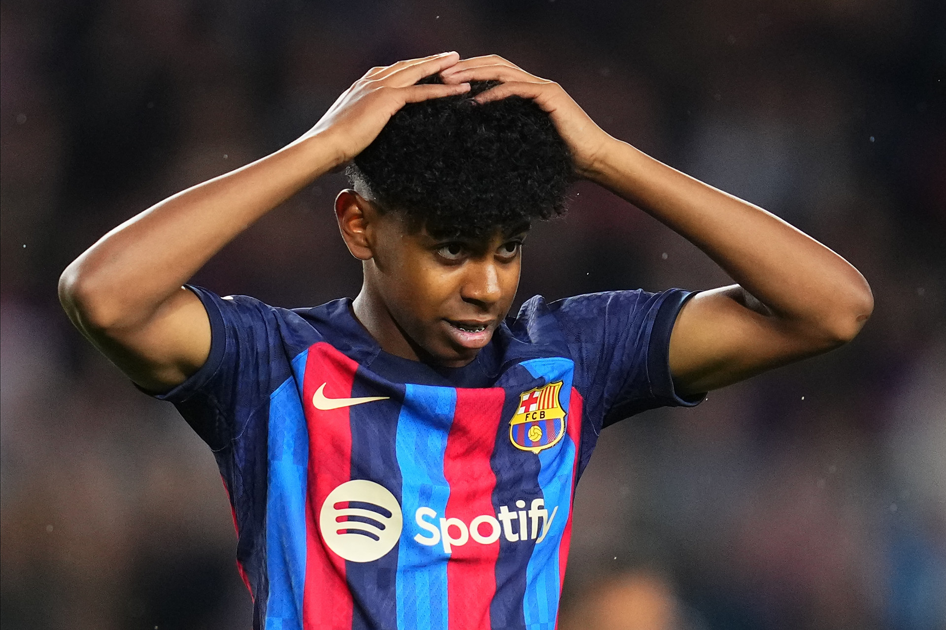 王钰栋首个主力赛季表现：共12球5助攻，荣膺中超本土金靴（王钰栋首个主力赛季12球5助，加冕中超本土金靴）