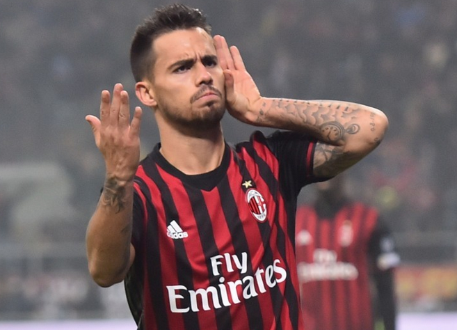 九人皇马主场输球，转播镜头拍到贝林辱骂四官：你XX的白痴